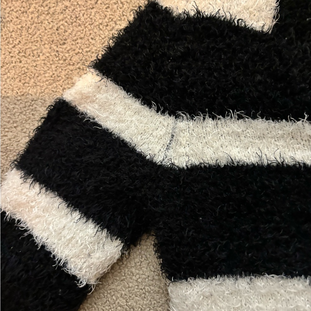 Philosophy Black and White Striped Sweater - Picture 4 of 5